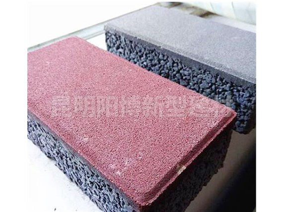 昆明砂基透水磚在城市發(fā)展中建設(shè)中的應(yīng)用優(yōu)勢(shì)有哪些呢？